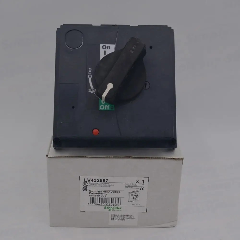 

LV432597 Прямая поворотная рукоятка, EasyPact CVS400/630, черная рукоятка, IP40