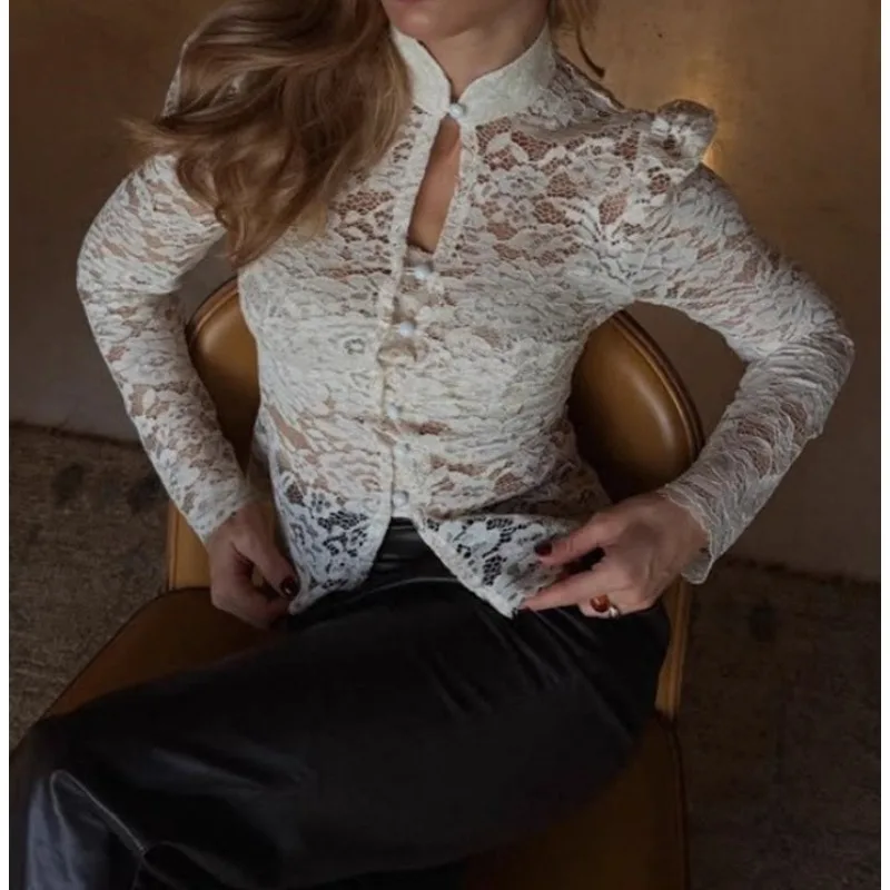 

2026 Women's Clothing Foreign Style French Lace Buckle Collar Slim Fit Slightly Lady Celebrity Style Long-sleeved Top Base