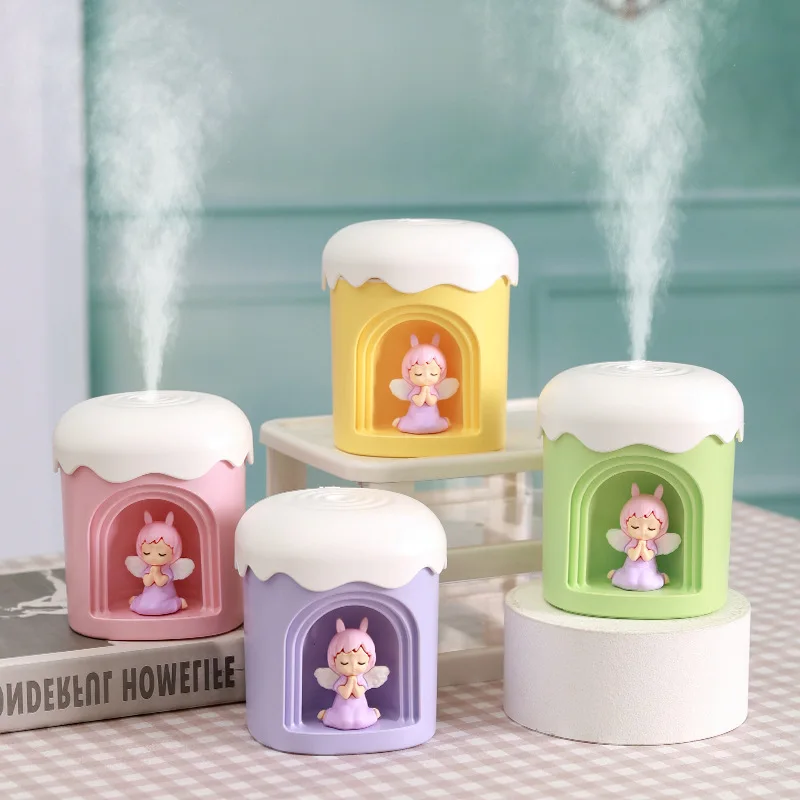 

Cute Pet Small Night Light Humidifier USB Direct Plug Cute Office Desktop Humidifier Ambient Light Sprayer