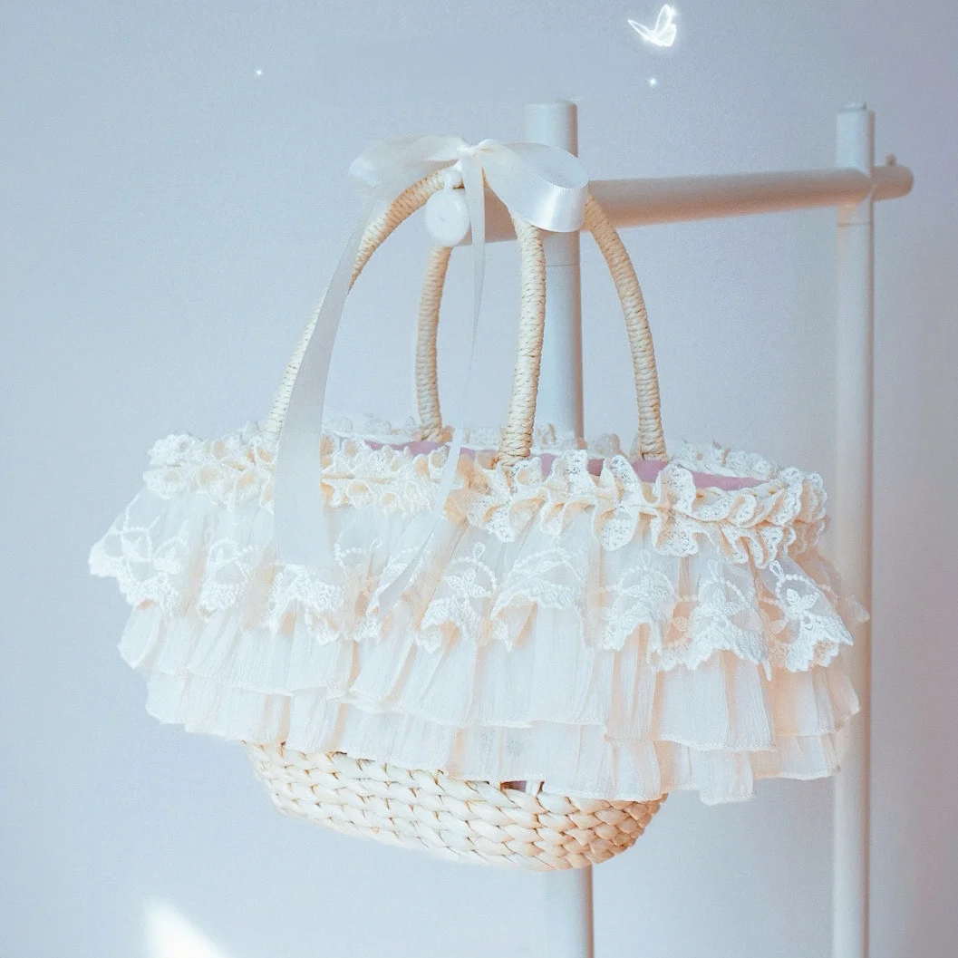 Romantic Spring Exquisite Lolita Girl Grass Woven Bag Simple Sweet Lace Ruffle Gentle Elegant Dating Shopping Beauty Handbag
