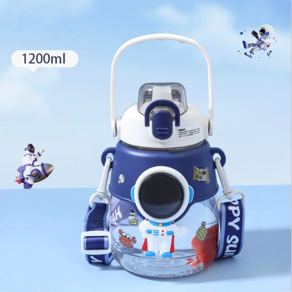 

Cartoon Astronaut Water Bottle Portable Leakproof Sports Water Cup with Straw 1200ML Large Capacity Children's Plastic Cup