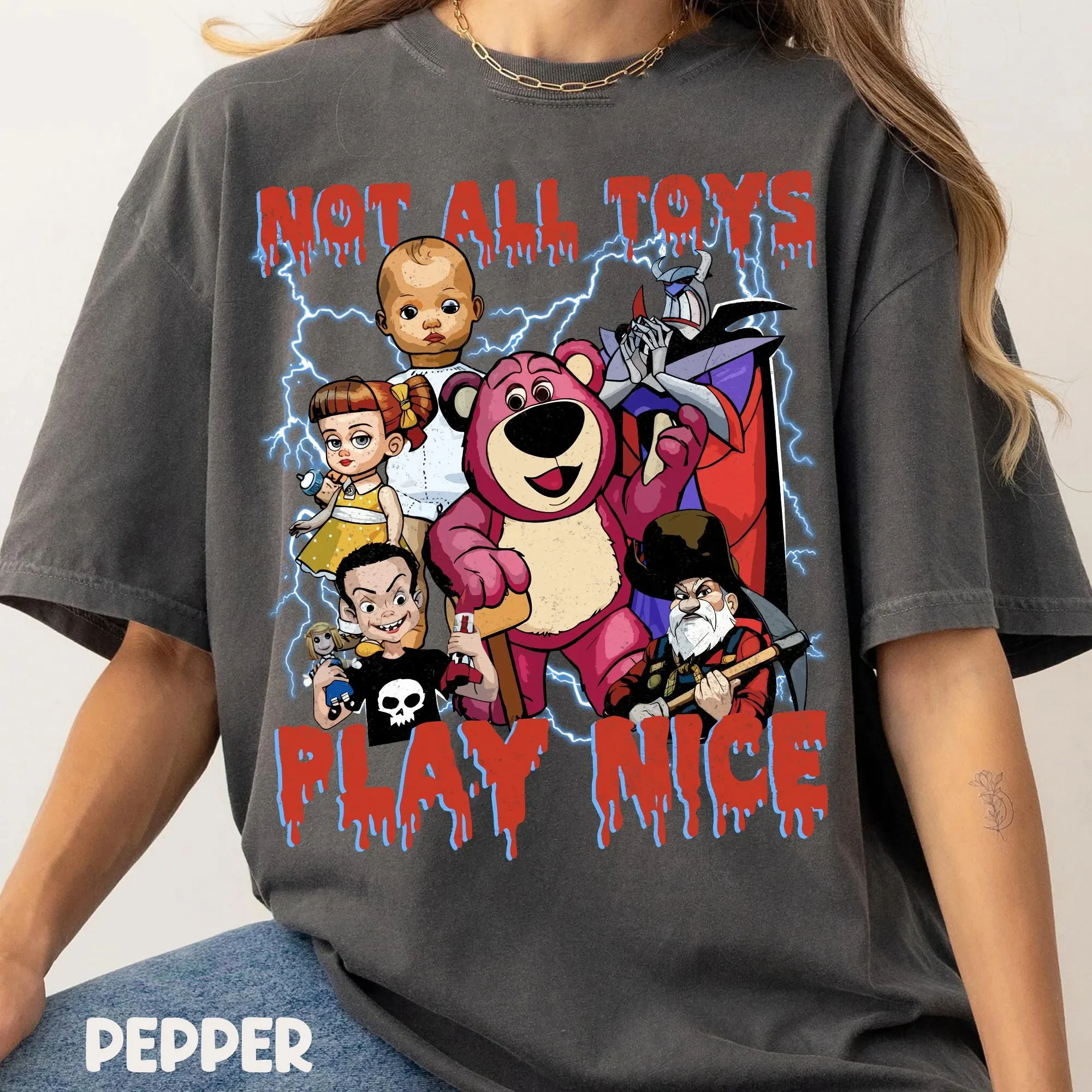 Lustige Pirated Disney Villain T-Shirts Pixar's „Toy Story“ Teddybär und Zack „Not All Toys Get Along Well“ T-Shirt Disneyl Outfit