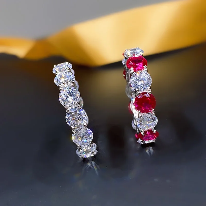 European and American Micro Set Row Ring, Female Ruby Round Diamond Pigeon Blood Red Index Finger Ring, High-end Feeling