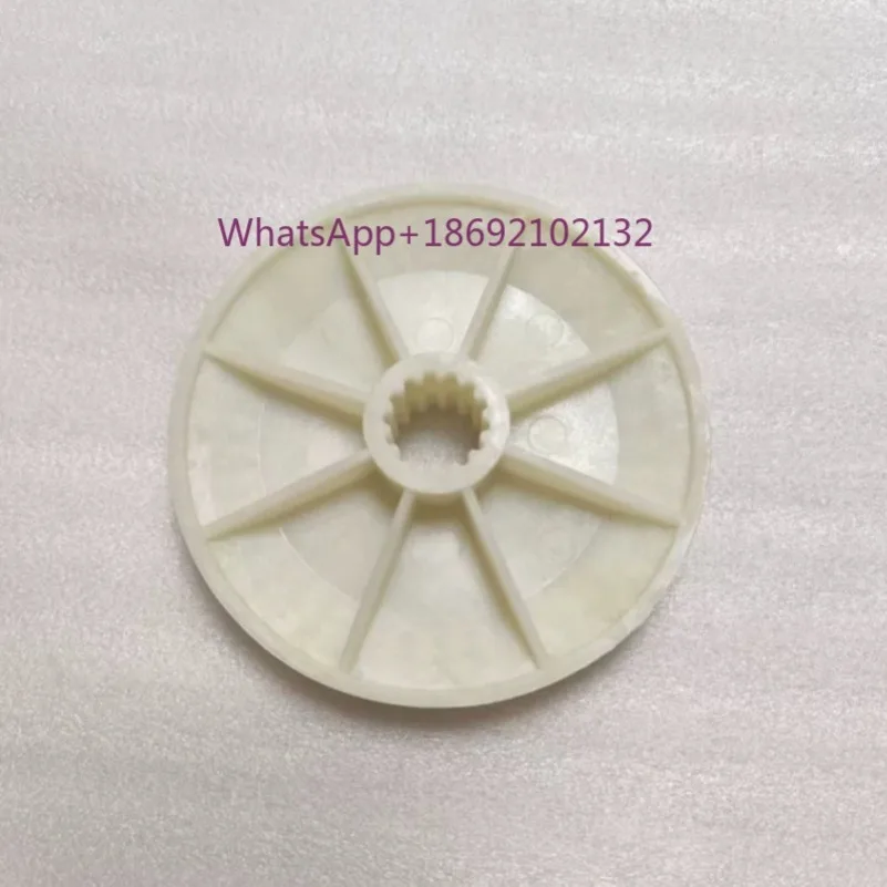 Original Straight Tooth Umbrella 226741-2 for Makita UC3030A UC3530A UC4030A UC4530A Electric Chain Saw Power Tool Accessories