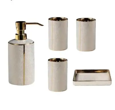 Ceramic Toiletry Set High-end Bathroom Supplies Toothbrushing Cup/lotion Bottle/soap Dish Home Decoration Accessories