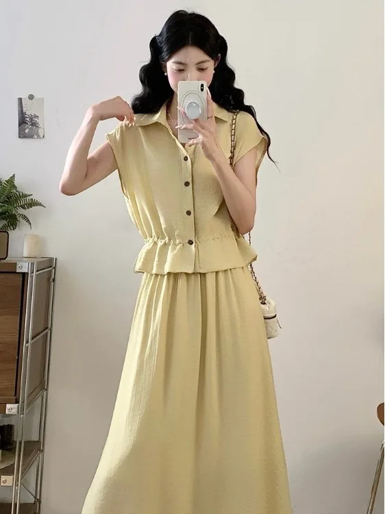 

plus Size Summer Outfit V-Neck Short Sleeve Shirt And High Waist Midi Skirt Two-Piece Set Breathable Comfortable Fashionable
