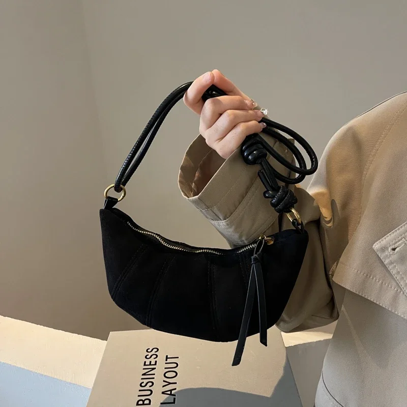 Female One Shoulder High Appearance Level Dumplings New Crossbody Bag Minority Ox Horn All-match Fashion Advanced Underarm Bag