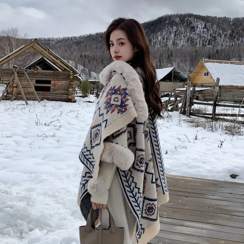 Xinjiang Travel Wear Western Sichuan Northwest Tourism Ethnic Style Cape Yunnan Xizang Qinghai Grassland Women's Clothing