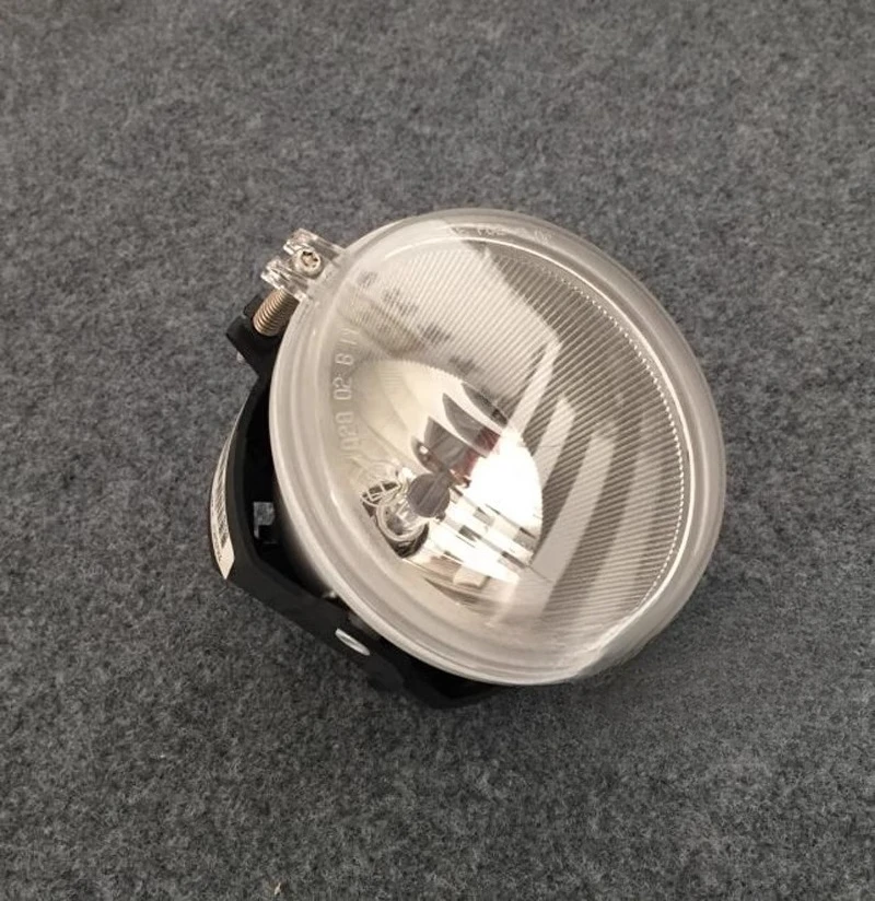 

1pc for jeep Grand Cherokee 2007-2010 Commander Front Bumper Fog Lights Front Fog Light Accessories