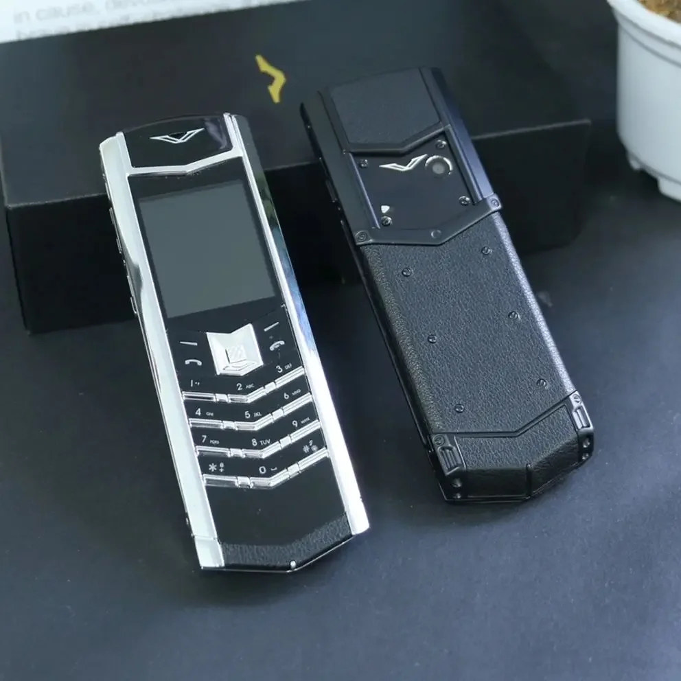 هاتف عمل فاخر مصنوع يدويًا من الجلد المعدني بالكامل، هاتف محمول كلاسيكي كبير بشريحتين يفتح الهاتف المحمول لكبار السن