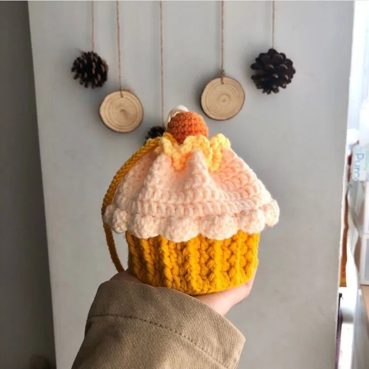 Handmade Crochet Cupcake Drawstring Crossbody Bag, Cute Cream Muffin Shape Knitted Mini Coin Purse Shoulder Bag for Girls