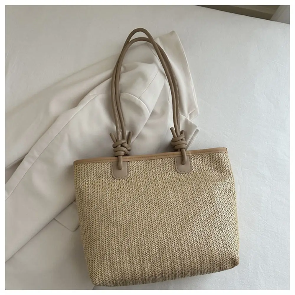 Borsa a tracolla intrecciata in erba di moda borse in Rattan intrecciate fatte a mano Tote bohémien di grande capacità per la spiaggia estiva