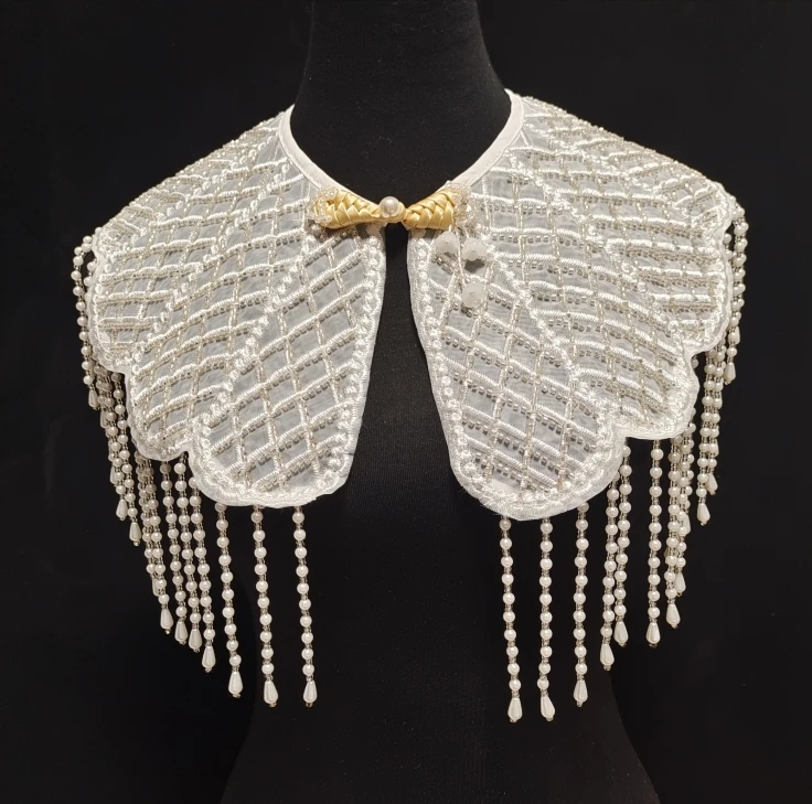 new-chinese-style-pearl-lace-cloud-shoulder-heavy-embroidery-silk-scarf-ming-dynasty-hanfu-shawl-wedding-dress-collar-accessory
