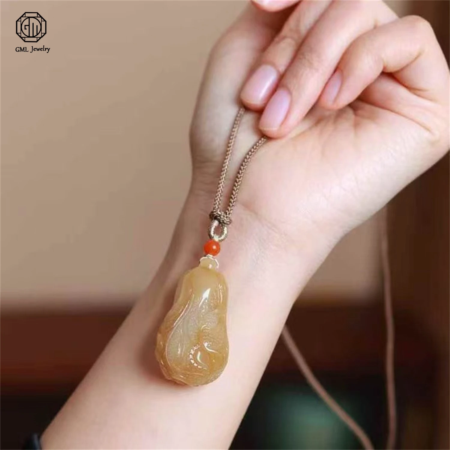 

Hetian Old Material Brown Sugar Jade Cabbage Pendant Wealth Abundance Symbol Women Nephrite Gemstone Necklace Jewelry Gift