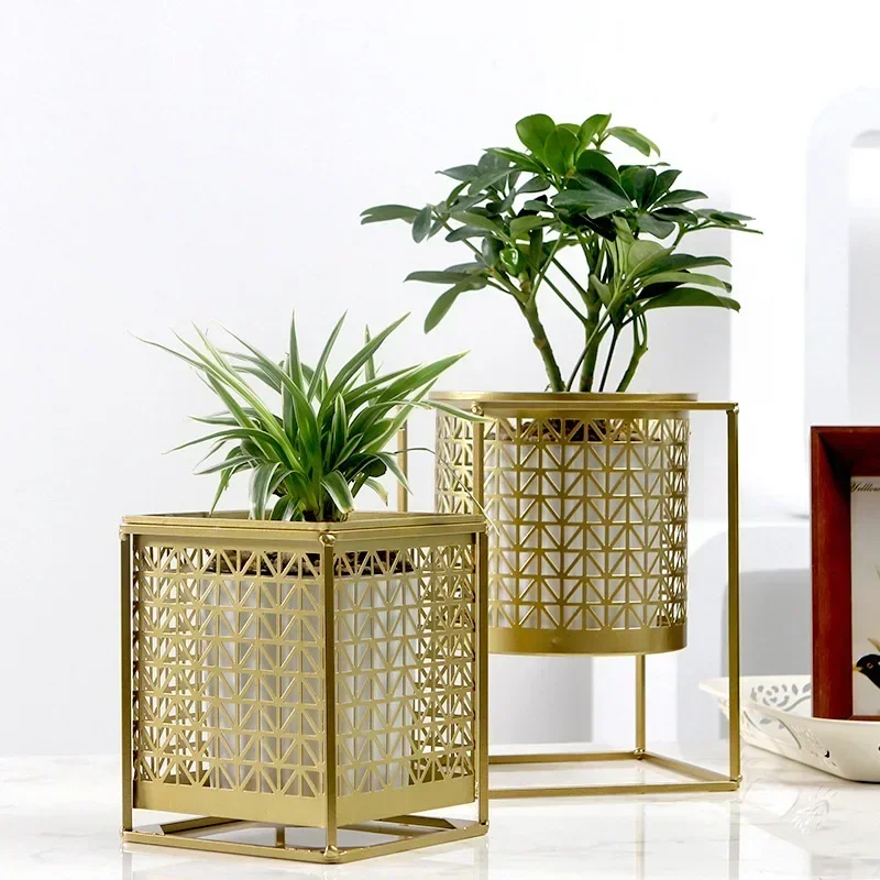 Nordic light luxury gold hollowed flower pot creative fashion balcony plant stand simple atmosphere indoor decorative