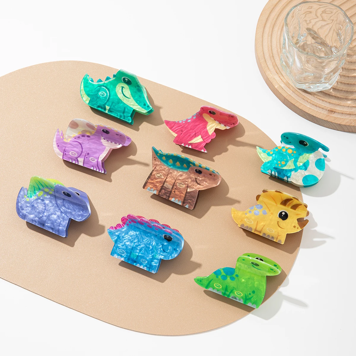 

1pc dinosaur cute dopamine hair claws back of the head hair shark clip hair accessories for women