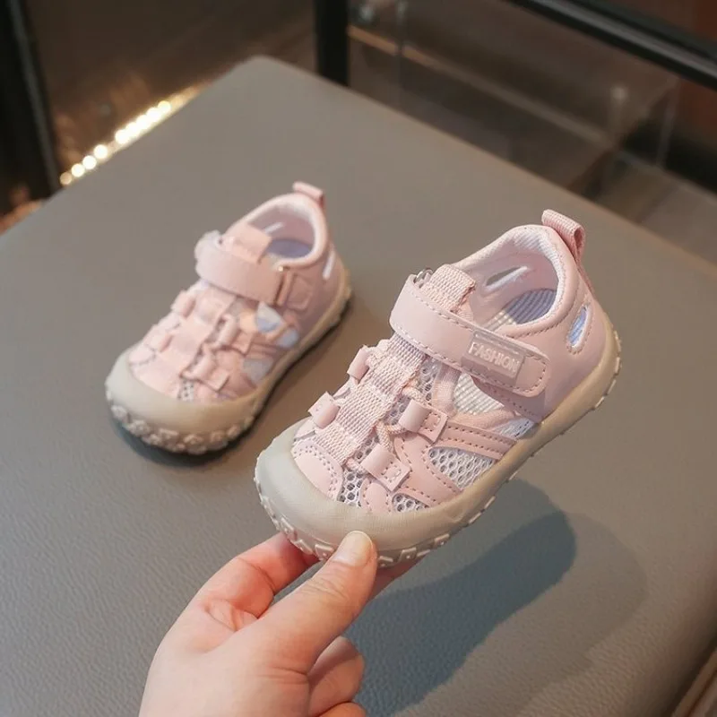 Toe Guard Toddler Shoes Anti Collision Children's Walking Shoes 2026 New Soft Soled Anti Slip Sandals Mesh Sports Shoes