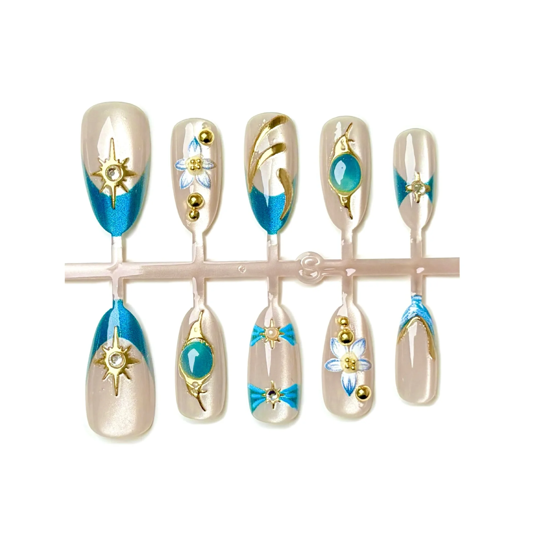 High-quality Tiffany blue gilt French wearable nail polish, a popular cross-border nail patch wholesale in Europe and America, versatile and hot girls view 4