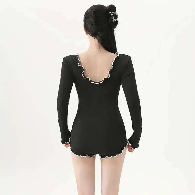 Swimsuit Women 2025 New One-piece Long Sleeved Conservative Black Slimming Cover With Chest Cushion For College Students To