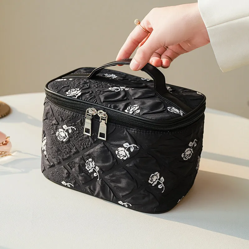 

Косметички с принтом роз, с откидной крышкой, портативные, для макияжа, повседневные, большой вместимости, дорожные сумки для хранения, портативный чехол для кистей