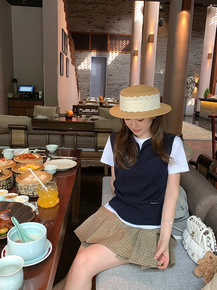 

Комплект из двух предметов: юбка с узором и вязаный жилет Briti Sle College, весна-лето, новинка, женская повседневная одежда