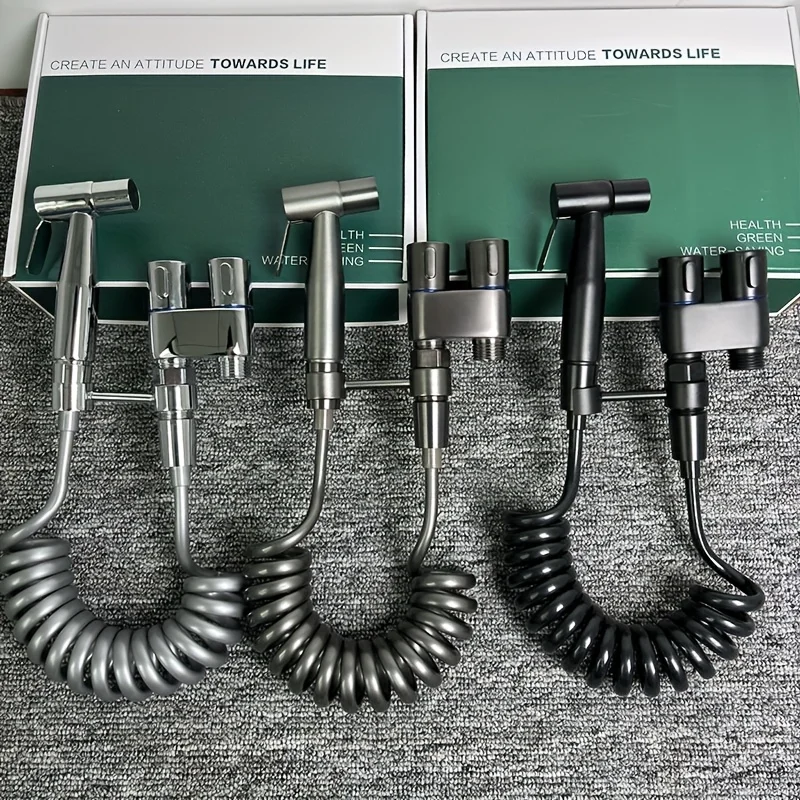 

Подарочный подарок для унитаза, настенный комплект угловых клапанов, с распылителем из нержавеющей стали, телескопической водопроводной трубой и кронштейном.