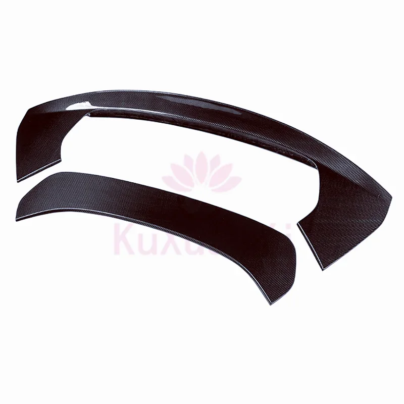 OEM style high-quality dry carbon fiber rear spoiler for direct factory sales of Ferrari SF90 body kit in 2021 wing