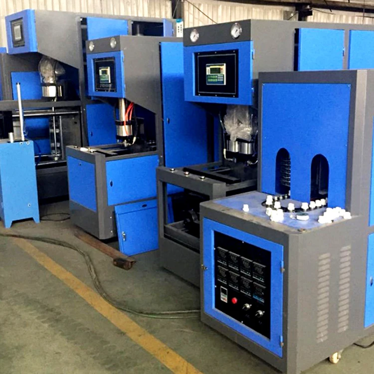 ماكينة قولبة نفخ زجاجات الحيوانات الأليفة سعة 5 لتر، ماكينة تعبئة الزجاجات البلاستيكية البلاستيكية PP، محرك أساسي