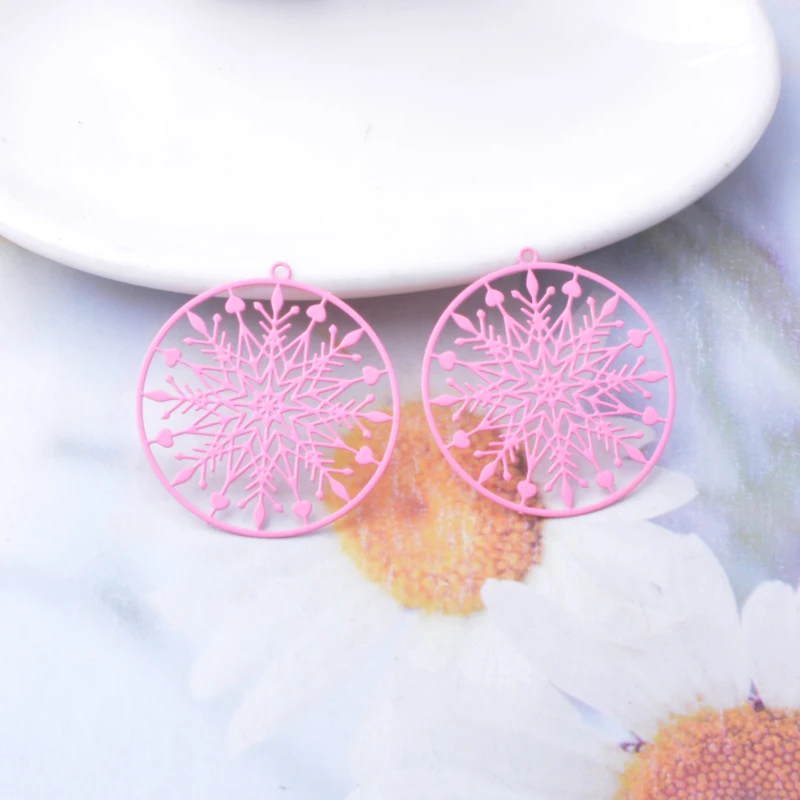 30 Stück AB4317 32*30mm Bunte Runde Schneeflocken-Anhänger Hohlanhänger für DIY-Schmuckherstellung – Detail 7