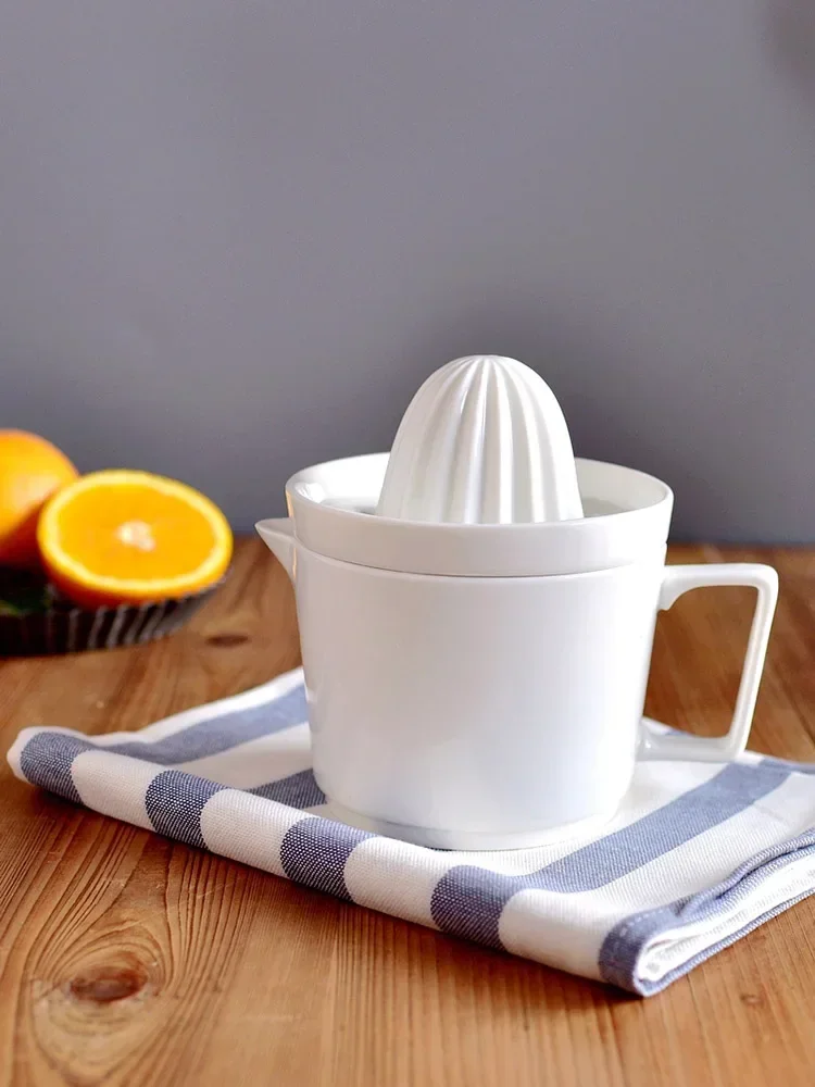 Ceramic Manual Two-in-One Juicer Mug Simple Pure White Easy to Clean Manual Juicer Fresh Fruit Squeezer