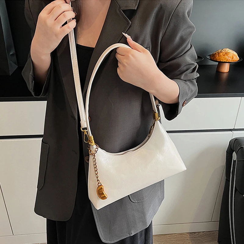 

Women's High Quality PU Leather Underarm Shoulder Bag Small Handbags Crossbody Bag Female Commuting Solid Color Top-handle Bag