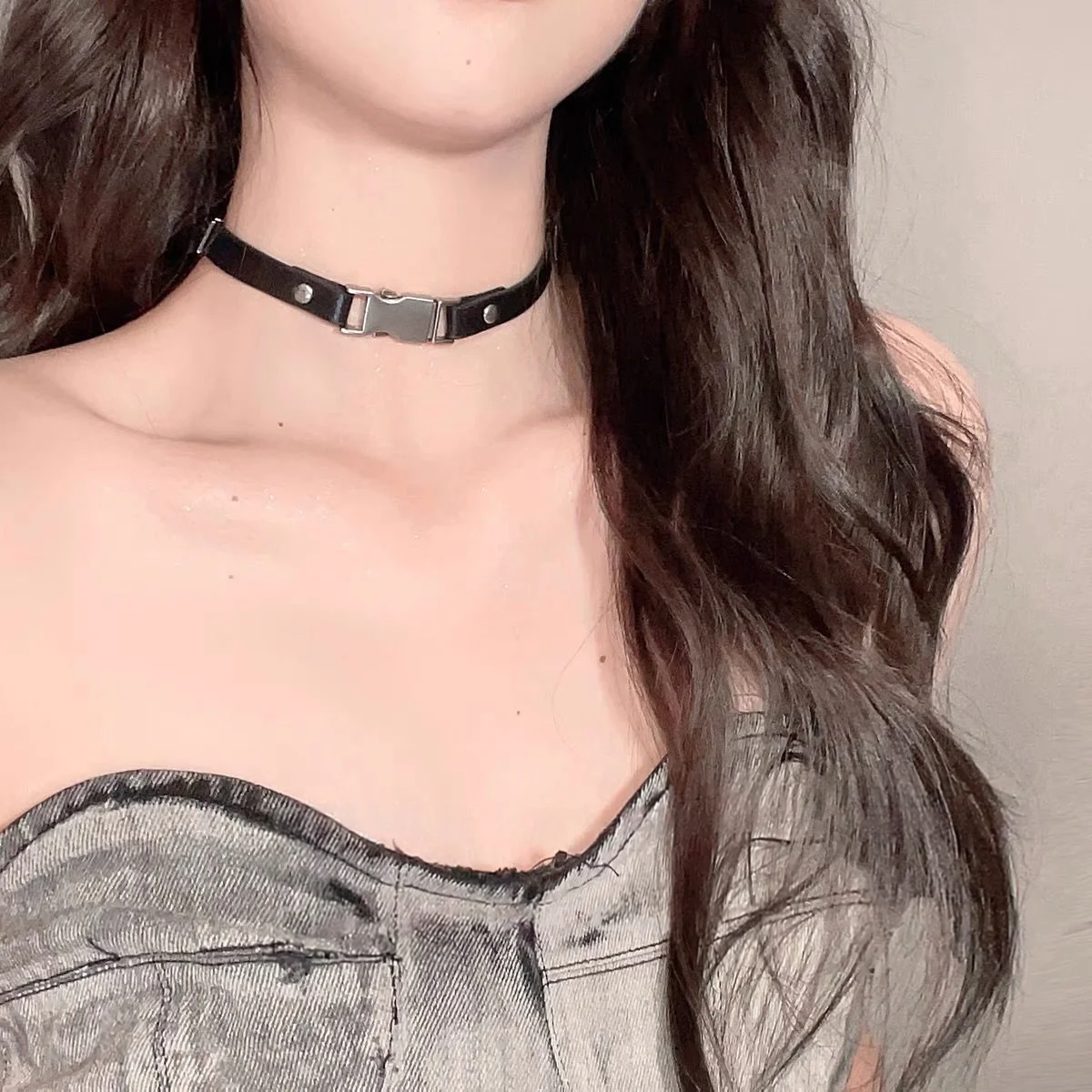 Chic Hot Girl Retro Punk Choker with Buckle  Leather Armband