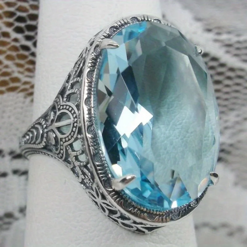 Trendy Oversize Sky Blue Zirkonia Ring für Frauen Luxus Oval Simulierte Blaue Edelstein Schmuck Cocktail Party Großhandel