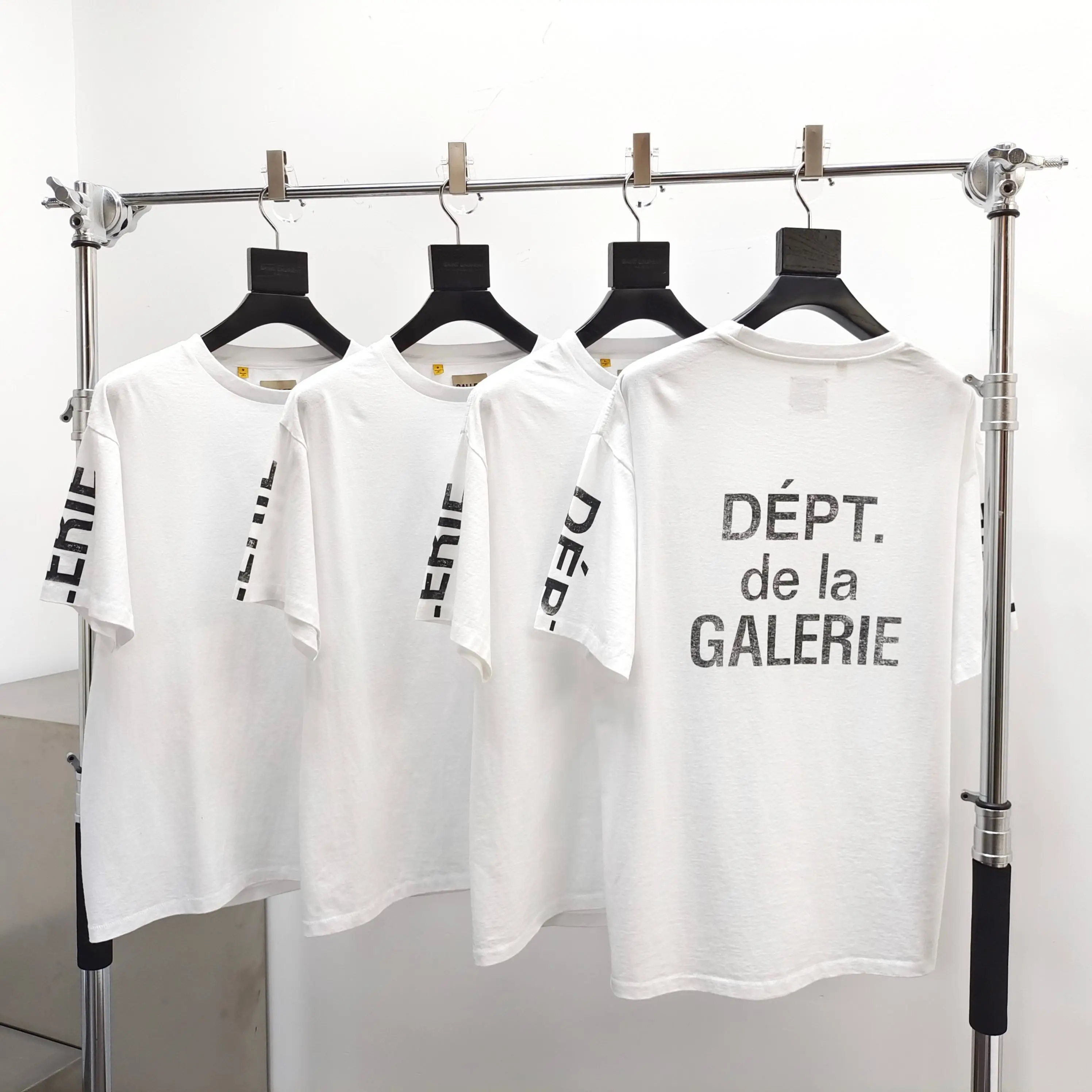 Gallery Dept Vertical Letter Large French White Short Sleeve Tee