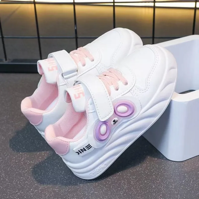 Kids Sneakers 2026 Spring Autumn New Arrival White Casual Skate Shoes for Boys Girls Panda Pattern Big Kids Student Shoes