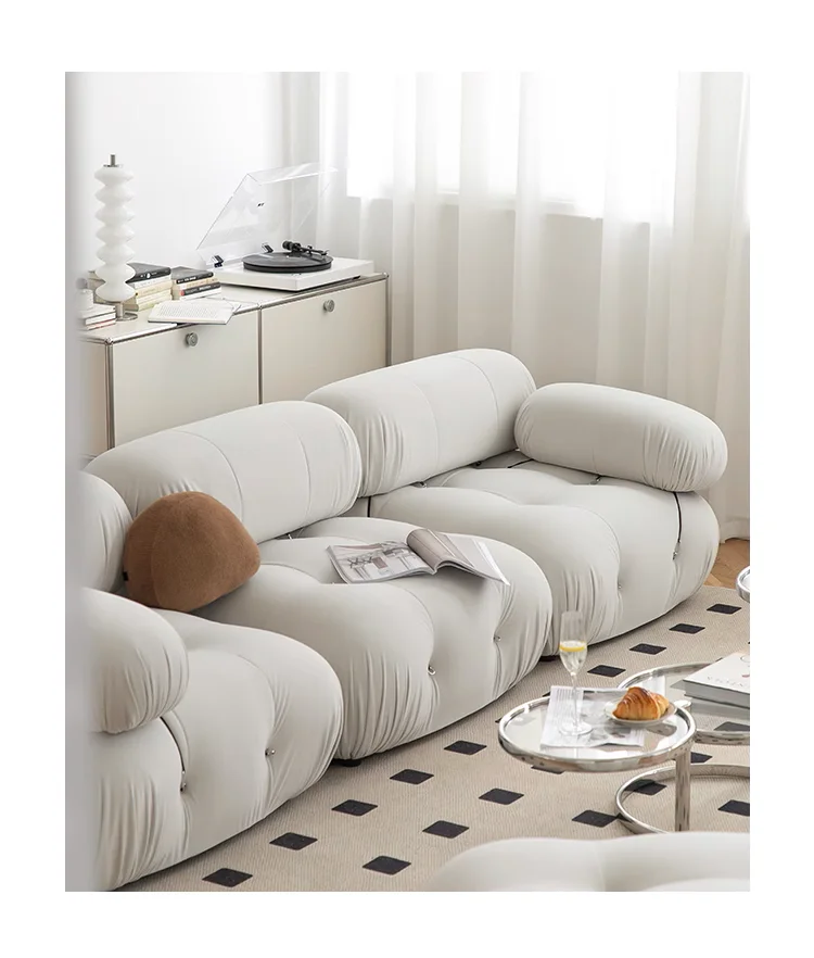 Nowoczesna, minimalistyczna, dostosowana sofa modułowa Camaleonda z aksamitnej tkaniny Włochy Włoski Salon 2-osobowa 3-osobowa sofa