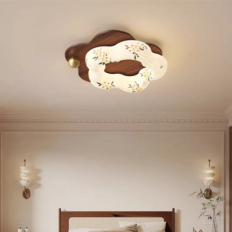 French Vintage Flower Shape Printing Fabric Ceiling Lights Living Room Bedroom Restaurant Wood Grain Wrought Iron Hanging Lamps