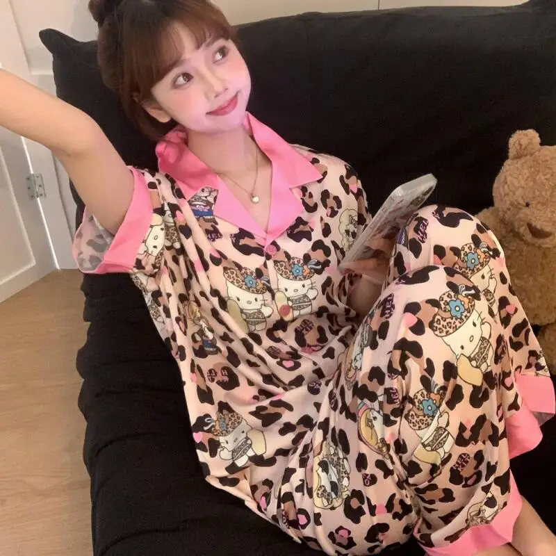

Sanrio новые милые пижамы Hello Kitty с леопардовым принтом, пижамы для девочек на весну и осень, комплект с длинными рукавами, домашняя одежда, пижамы