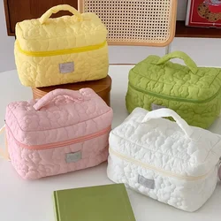 New Flower Pattern Makeup Bag articoli da toeletta Cosmetic Organizer Zipper Bag donna Travel Wash Pouch Cosmetic Bag borse per il trucco femminile