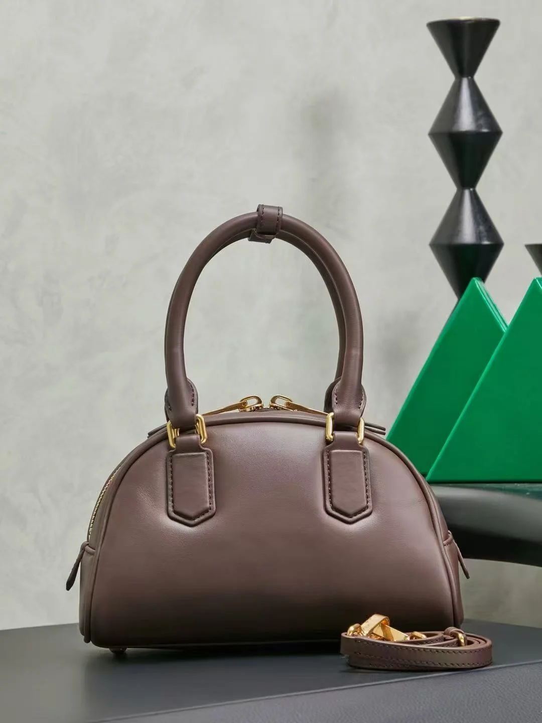Fall/Winter Retro High-Quality Imported Cowhide Melard Bowling Bag Casual Shoulder-Crossed Handheld Shell Bag