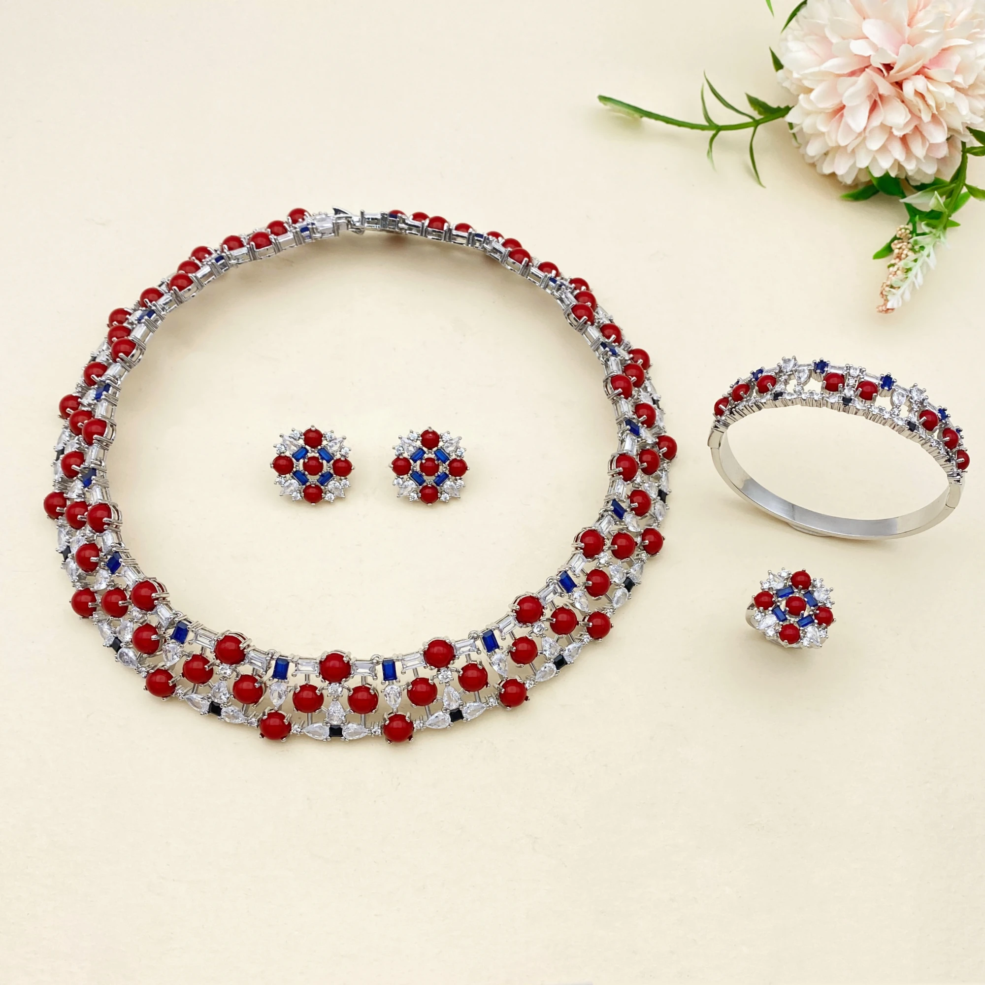 

Flora 4Pcs Women's Luxury Jewelry Set Gold Plated with Zircon Necklace Earrings Bracelet Ring Set for Kuwait Party Perfect Gift