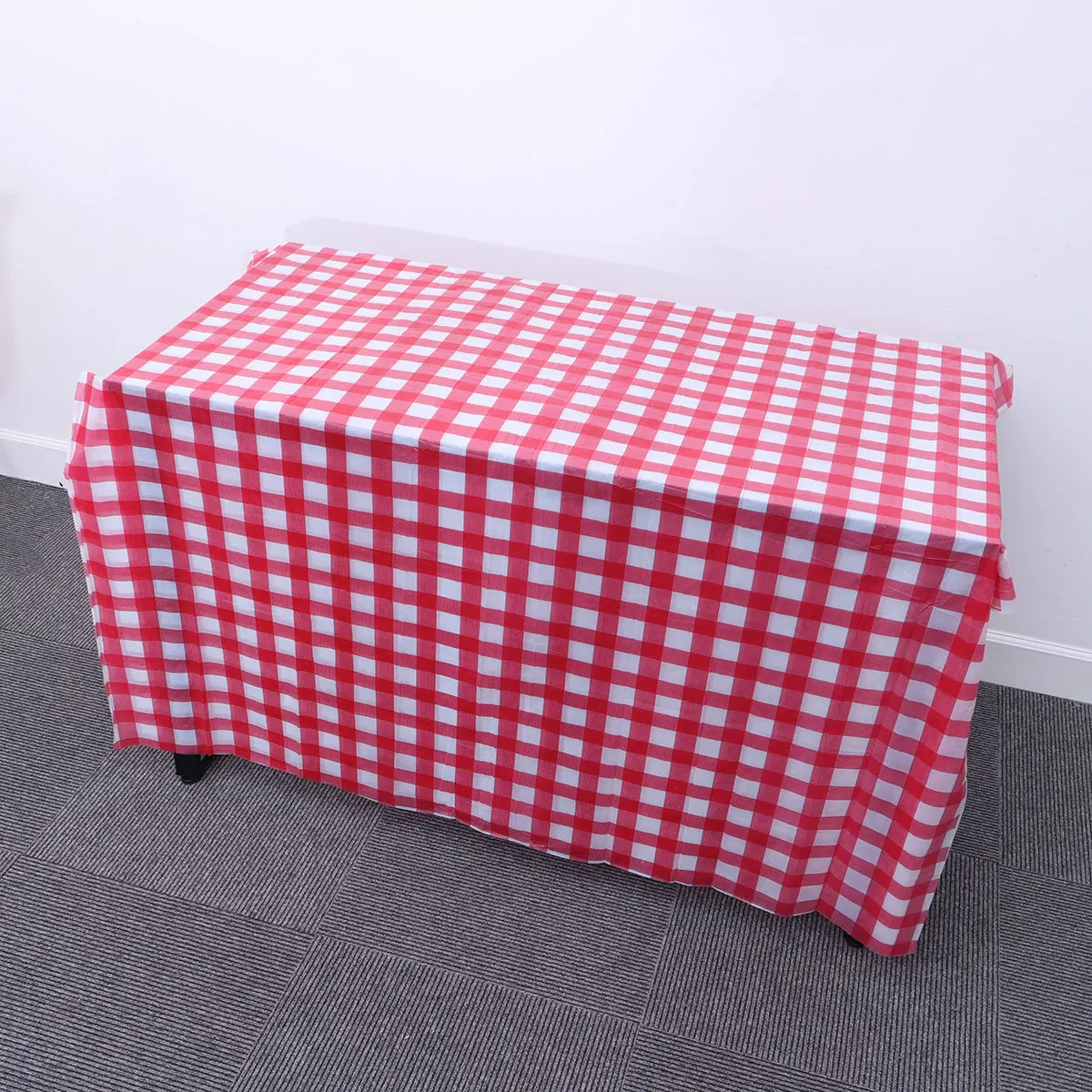

6Pcs Washable Tablecloth Red White Checkered Plastic Table Cover 137x274cm for Party Wedding Holiday Decoration