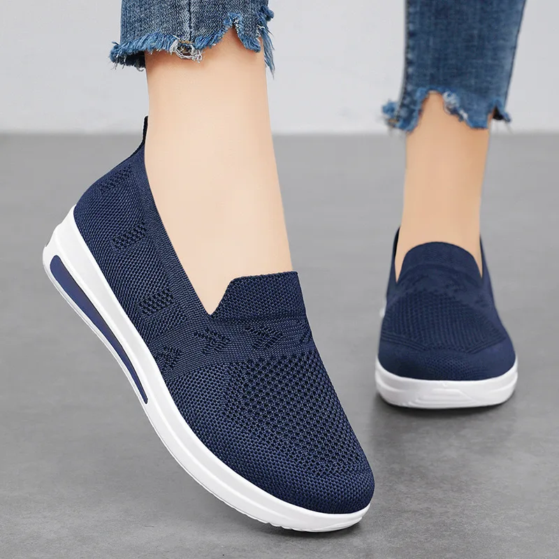 Scarpe casual slip-on traspiranti in tessuto volante autunnale da donna scarpe singole con suola morbida