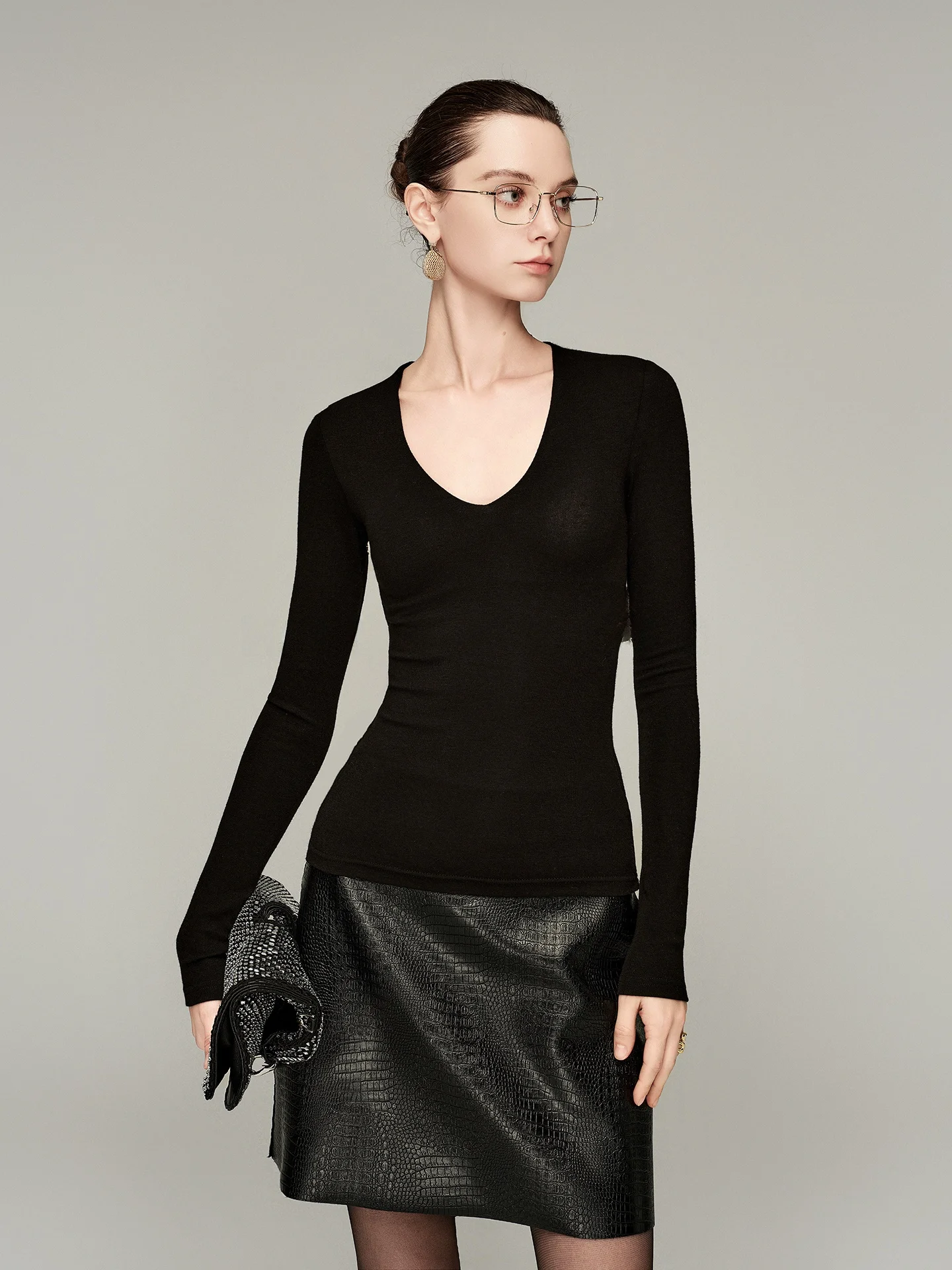 

Missprins Women's Slim Fit Long Sve T-irt V-Ne Padded Base irt Hot Girl Sle Inner Wear Base Layer Top