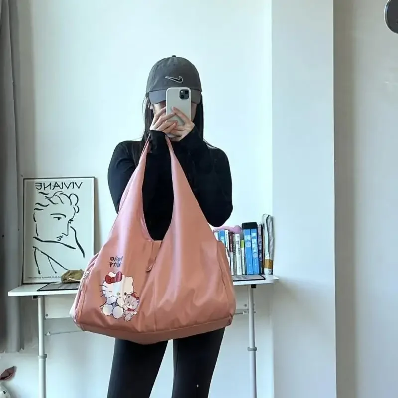 

Hellokittys Travel Bag Large Capacity One Shoulder Bags for Woman Tote Bag Cartoon Fitness Short-Distance Travel Storage