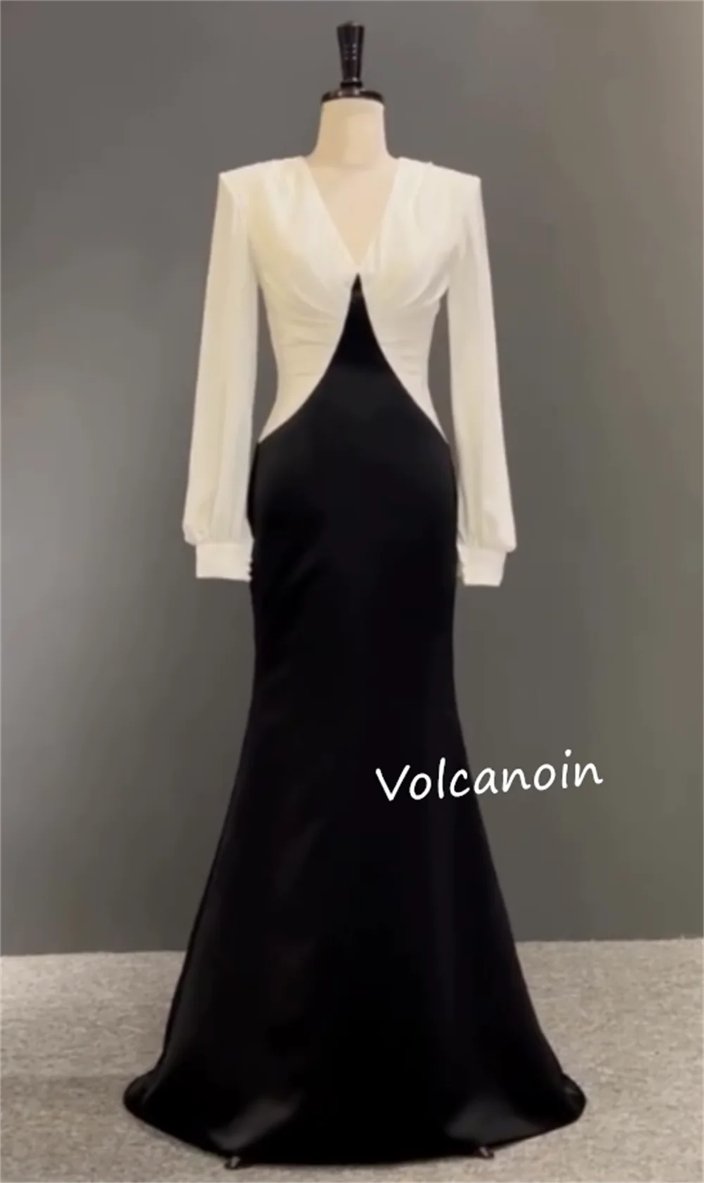 Abiti lunghi con scollo a V a sirena con bottoni Charmeuse personalizzati Occasioni su misura Festa Semplice ed elegante Alta qualità