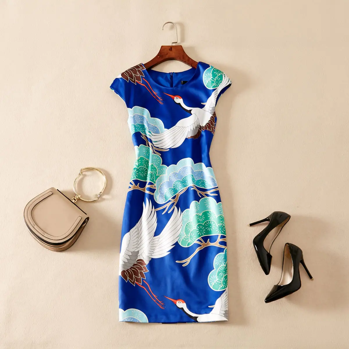 

Платье с асимметричным узором и принтом журавля, синее нижнее платье, летние женские платья с короткими рукавами и круглым вырезом, цена только для платья