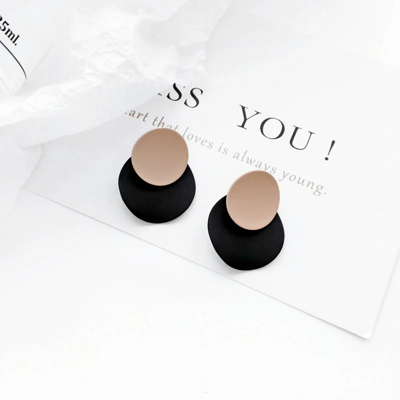 Geometrical irregular earrings elegant Circular earrings and collars Temperament is contracted earrings earrings female