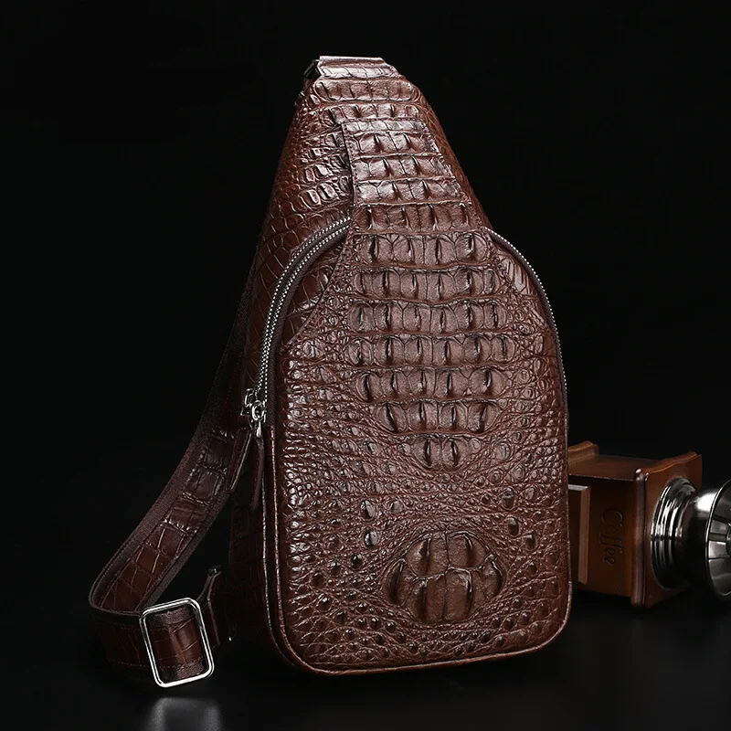 Imagem -03 - Designer de Couro Crocodilo Bolsa Peito dos Homens Negócios Couro Genuíno Bolsa do Mensageiro Alto Grau Grande Capacidade Homem 45 2023 Novo