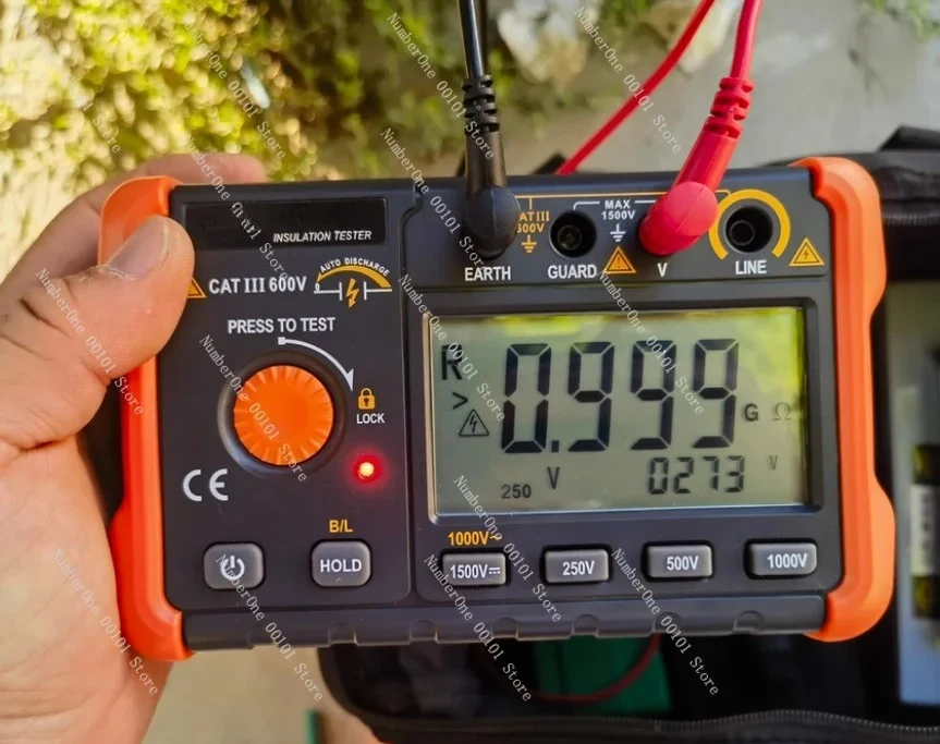 

60B + megohm meter, 1000V insulation resistance tester, accurate measurement of electrical insulation performance.